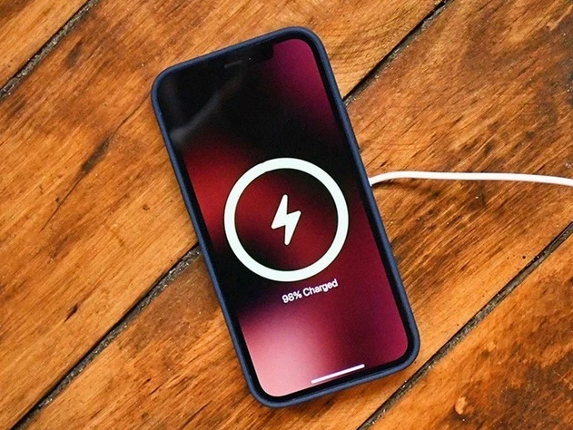 大足苹果手机维修分享iPhone 12可以随便充电吗 